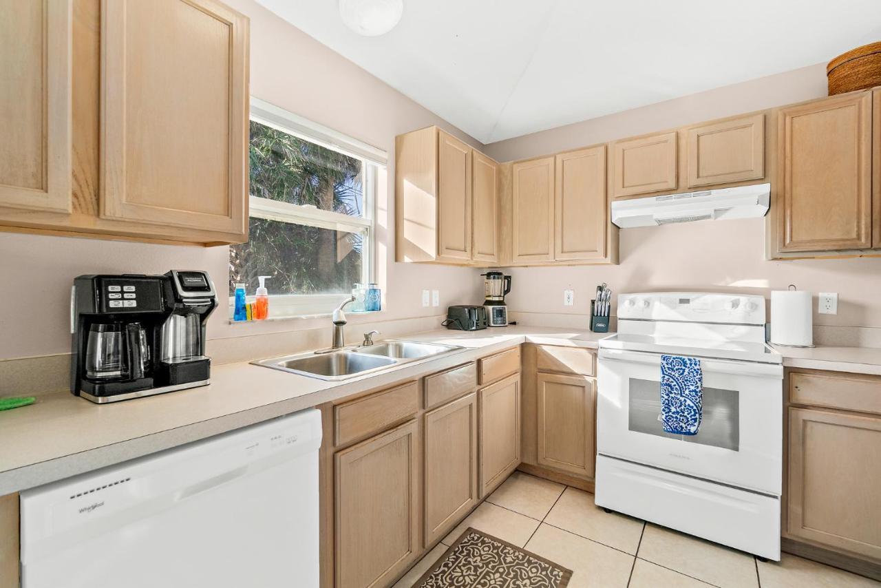 Sunset Serenity - 3Br Beach Townhome With Outdoor Patio - New Hot Tub, Steps To Ocean Fun! Μελβούρνη Εξωτερικό φωτογραφία